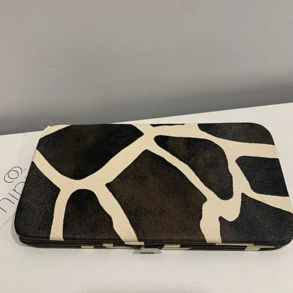 Minicci Hard Case Clutch Wallet Checkbook Credit Card Giraffe Print Brand New